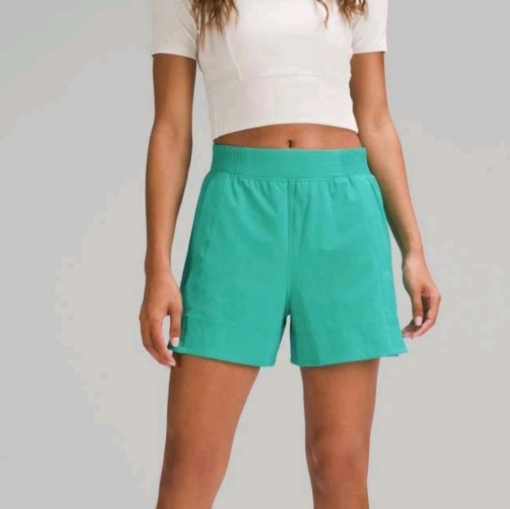 Lululemon Green Shorts High-Rise 4" Stretch Woven Relaxed-Fit Size XS